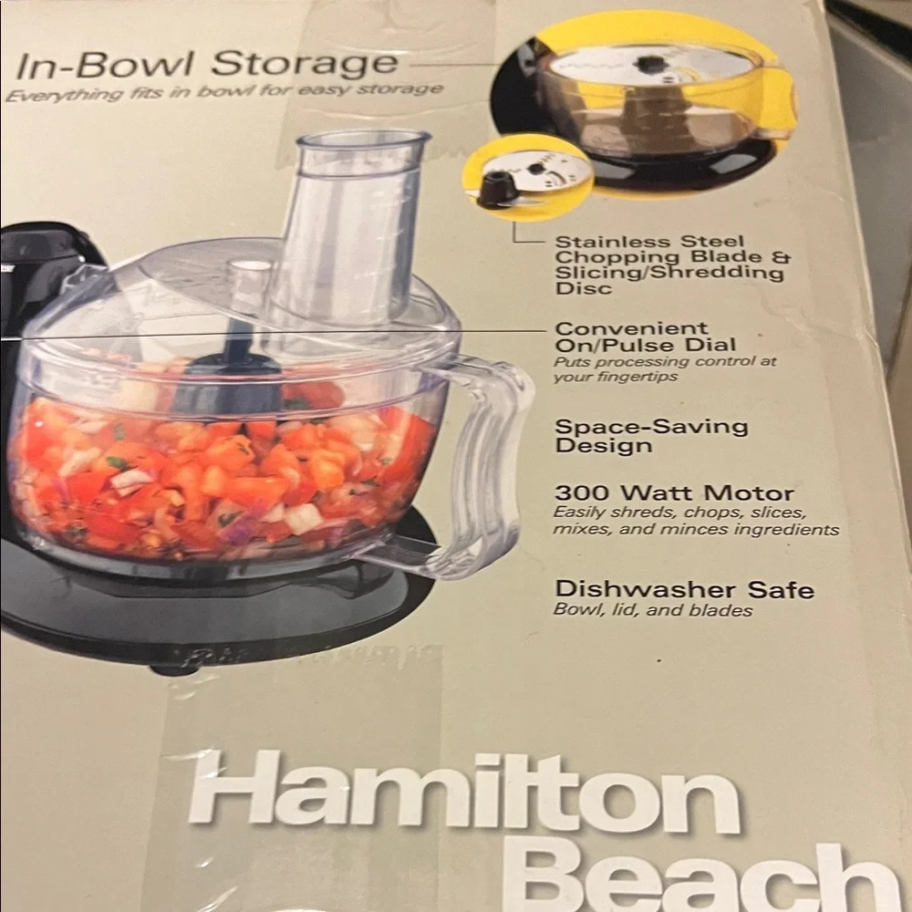 Hamilton Beach Black and Clear Food Processor